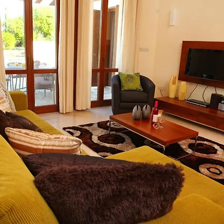 Aphrodite Hills Superior Superior 0380 Air Conditioning 3 Bedrooms Villa