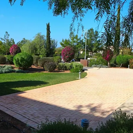Villa Aphrodite Hills Superior Superior 0380 Air Conditioning 3 Bedrooms